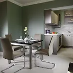 Hotel apartamentowy The Reserve At Muckross Park Kilclogherane
